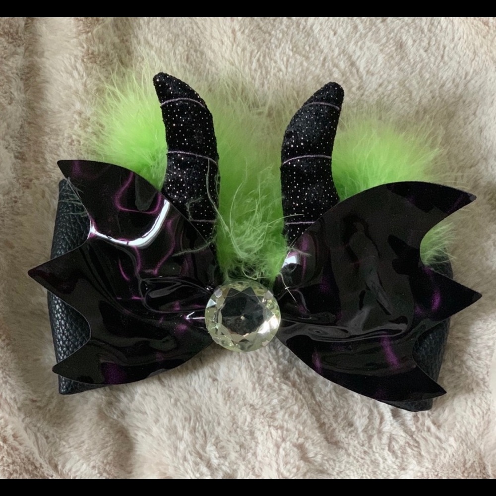 Disney bows